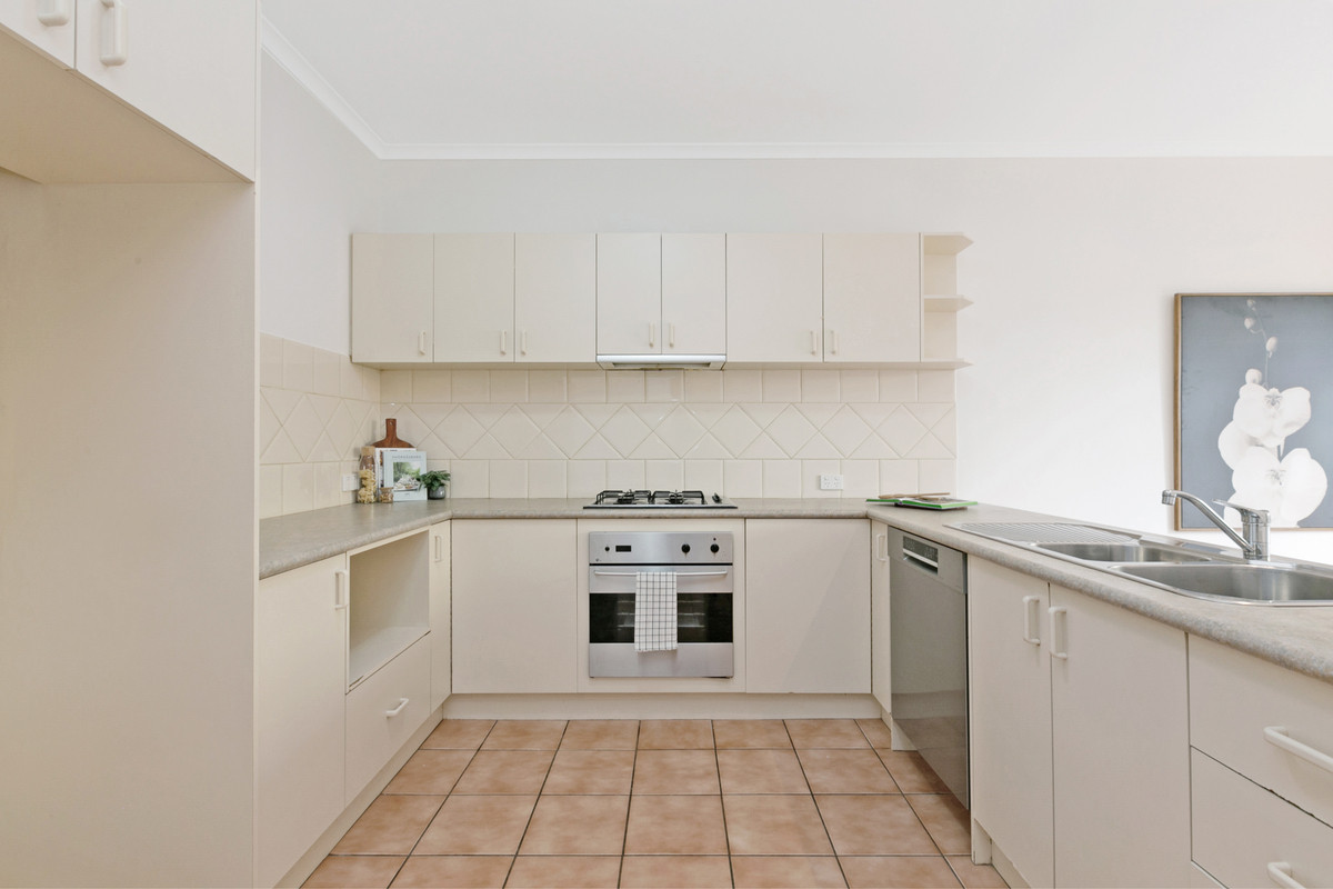 4 / 1A Main Drive, BUNDOORA VIC 3083, Bundoora - Thumbnail 4