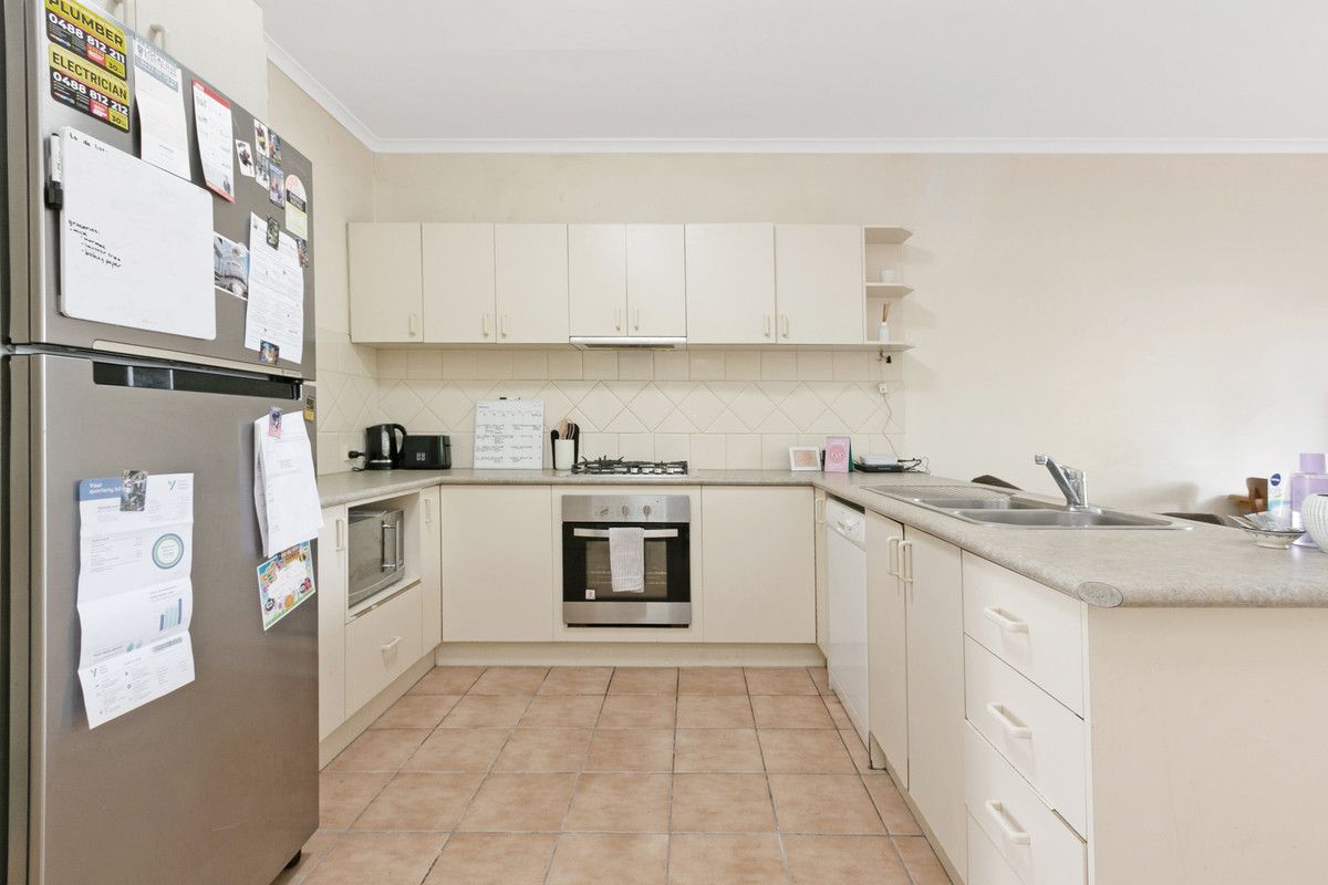7 / 1A Main Drive, BUNDOORA VIC 3083, Bundoora - Thumbnail 3