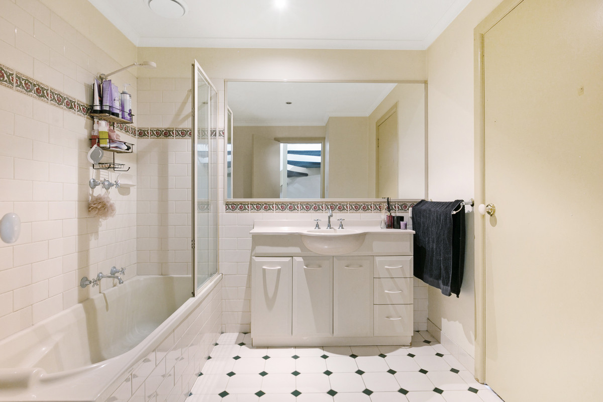 7 / 1A Main Drive, BUNDOORA VIC 3083, Bundoora - Thumbnail 7