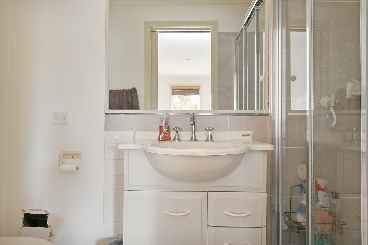 7 / 1A Main Drive, BUNDOORA VIC 3083, Bundoora - Thumbnail 8