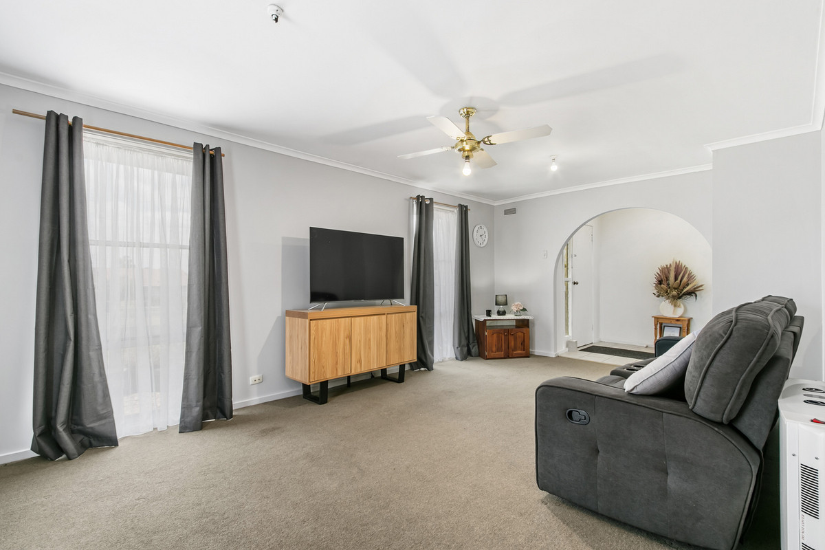 2 Birch Drive, CHURCHILL VIC 3842, Churchill - Thumbnail 4