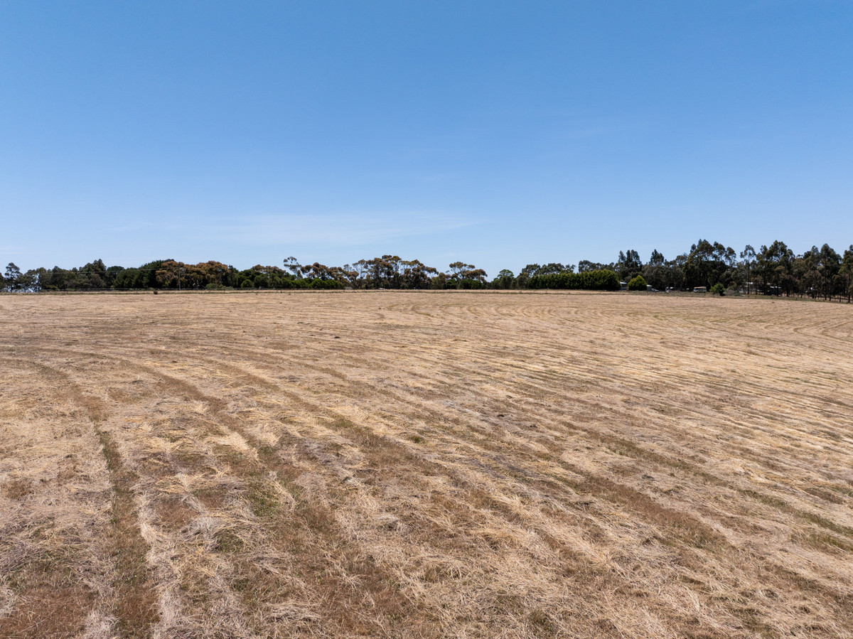 CA 12A & 13A Grant Street, Meredith VIC 3333, Meredith - Thumbnail 7