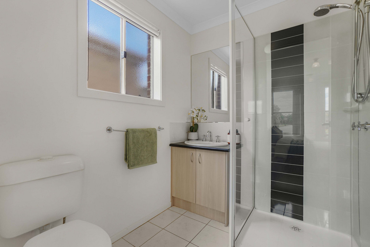17 Olivia Court, PAKENHAM VIC 3810, Pakenham - Thumbnail 3