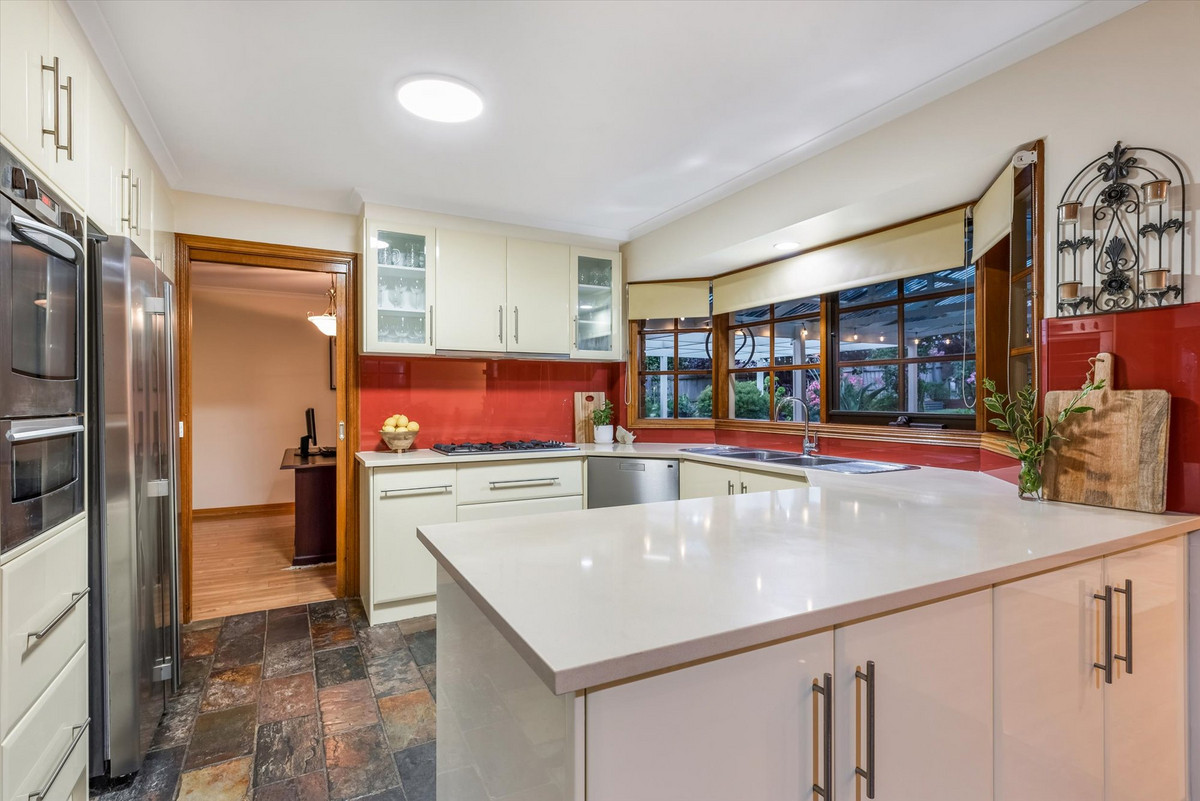 44 Croydon Hills Drive, Croydon Hills VIC 3136, Croydon Hills - Thumbnail 3