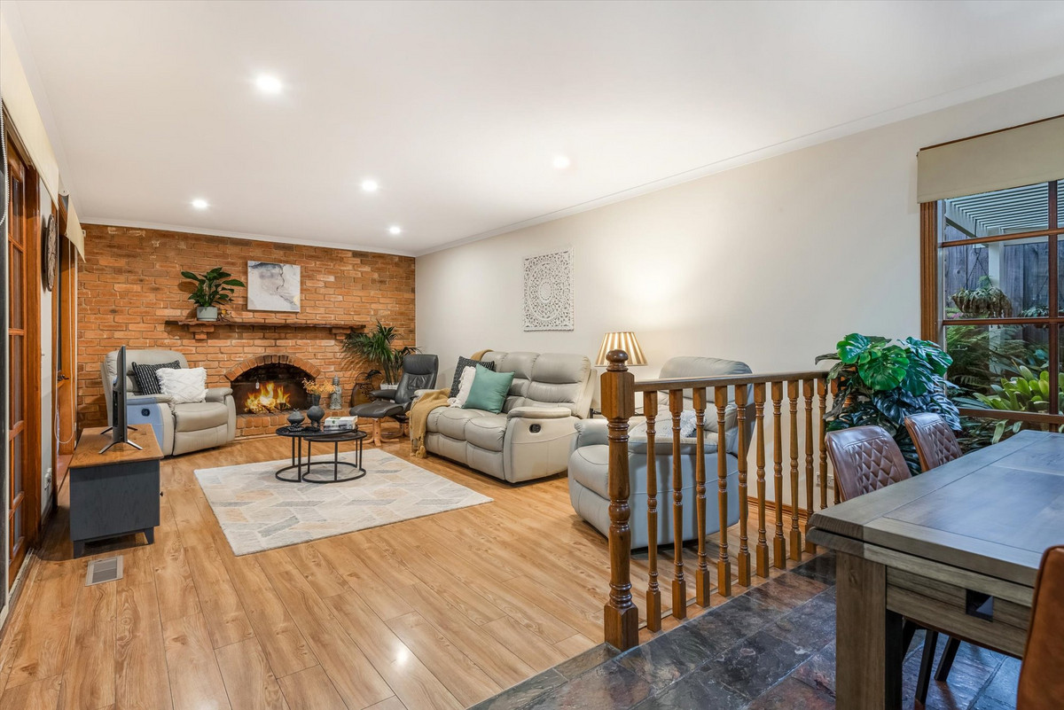 44 Croydon Hills Drive, Croydon Hills VIC 3136, Croydon Hills - Thumbnail 2