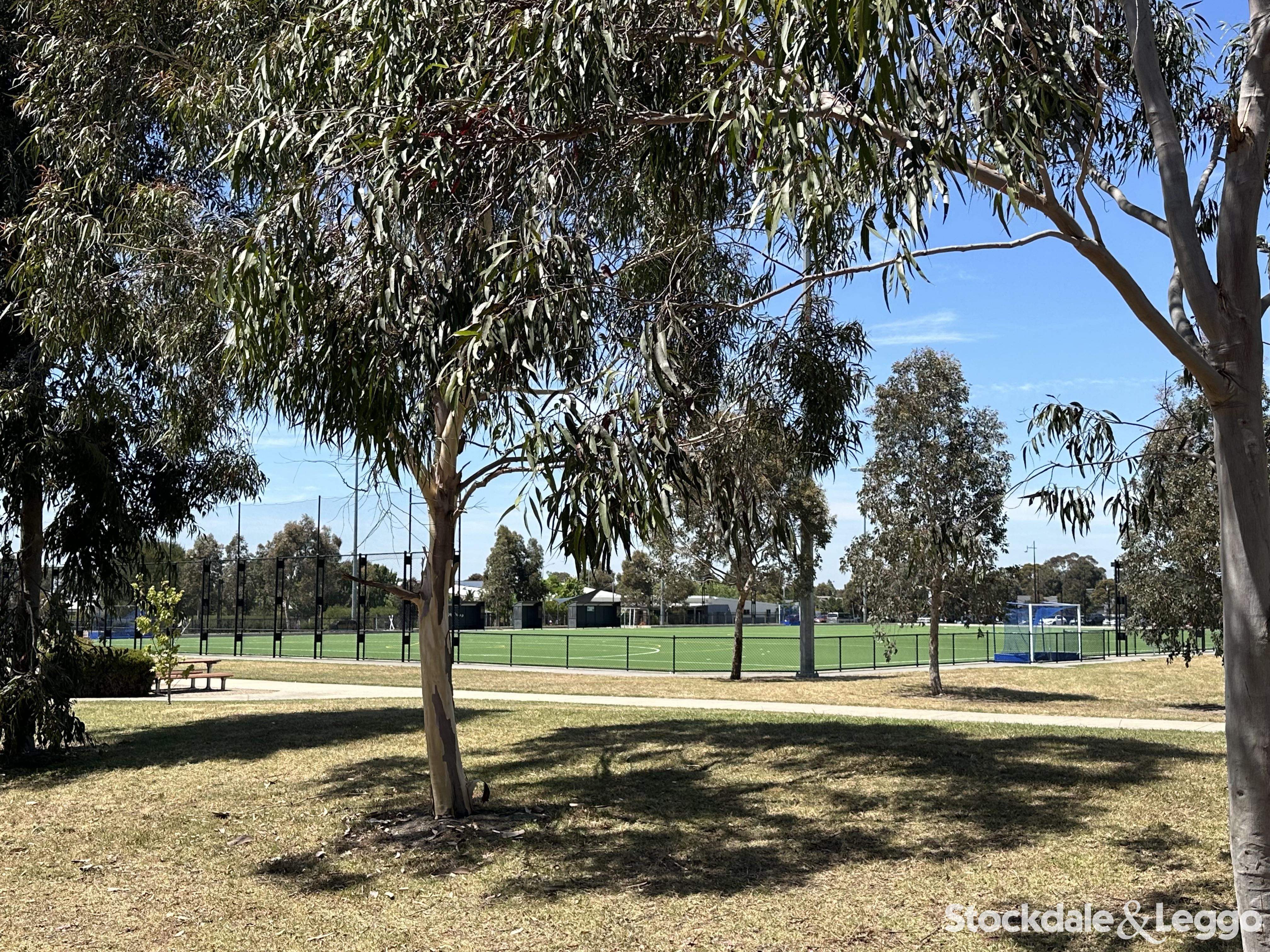 24 Penhall Drive, Craigieburn VIC, Craigieburn - Thumbnail 3