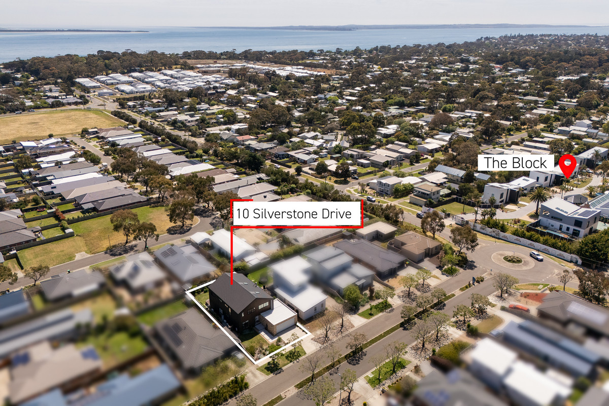 10 Silverstone Drive, Cowes VIC 3922, Cowes - Thumbnail 2