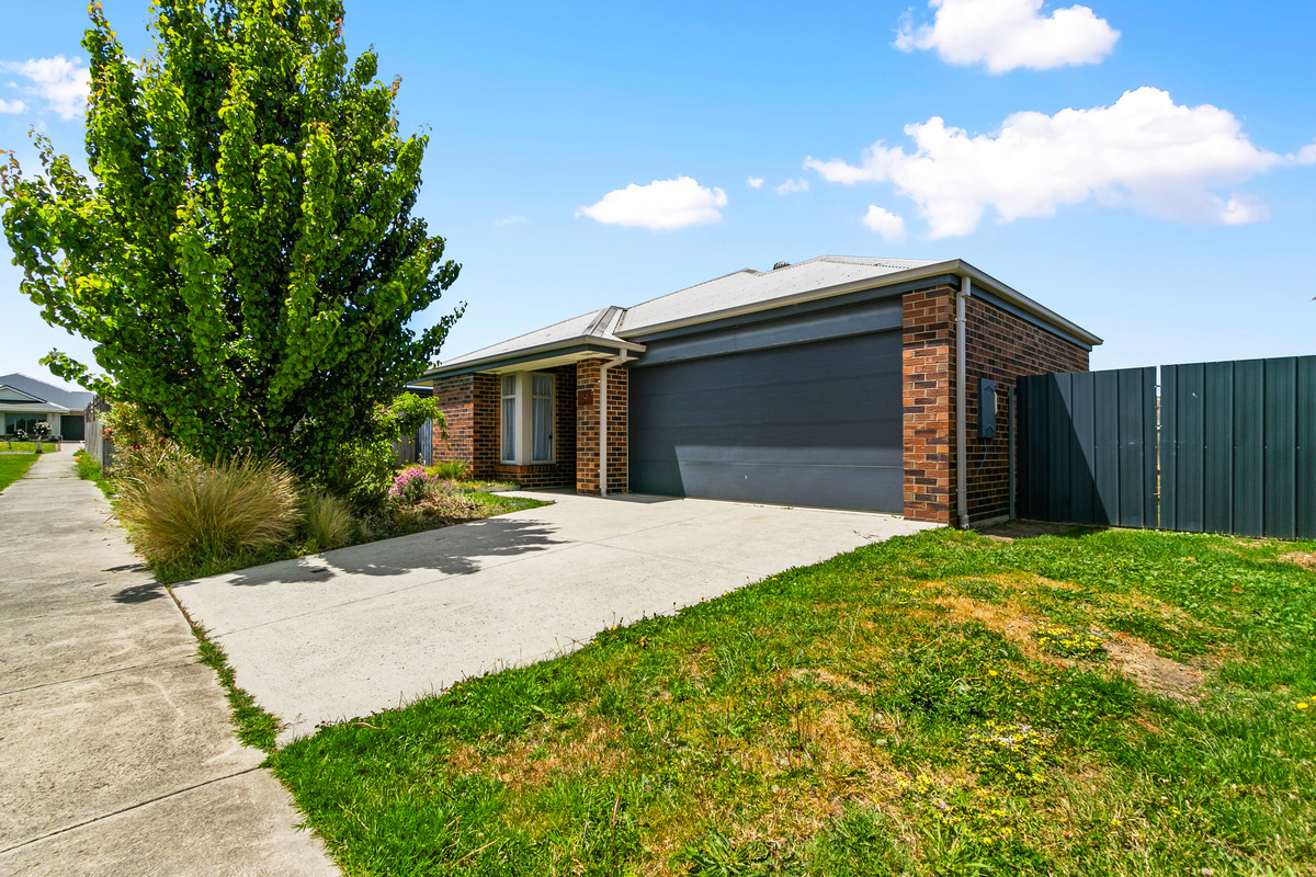 3 Hammond Street, Yinnar VIC 3869, Yinnar - Thumbnail 2