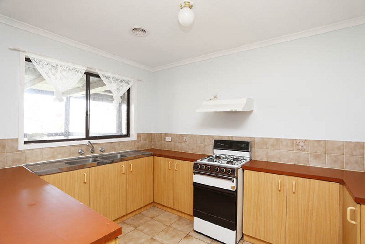 12 Brodie Court, MEADOW HEIGHTS VIC 3048, Meadow Heights - Thumbnail 3
