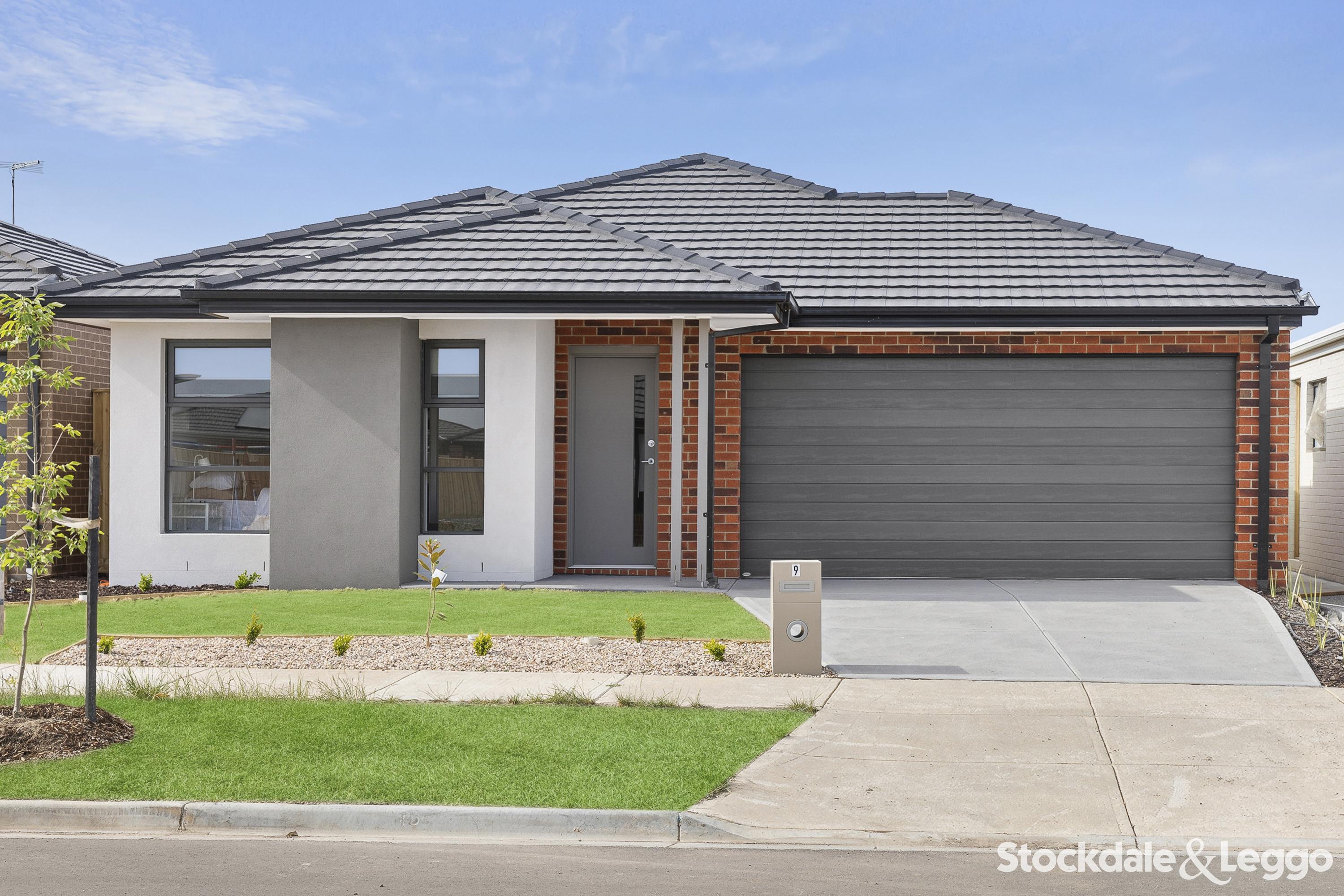 56 Burge Drive, Sunbury VIC, Sunbury - Thumbnail 4
