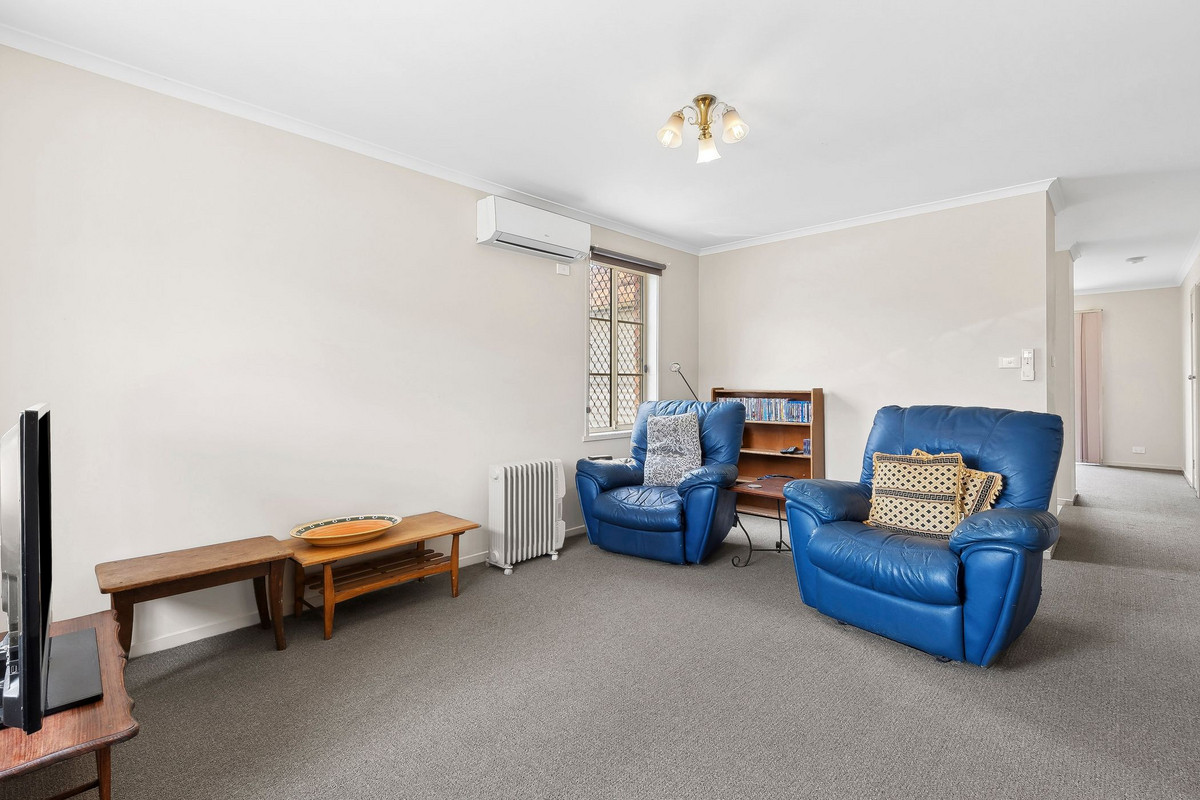 3 / 58 Glastonbury Drive, Highton VIC 3216, Highton - Thumbnail 2