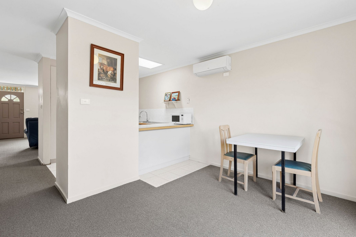 3 / 58 Glastonbury Drive, Highton VIC 3216, Highton - Thumbnail 3