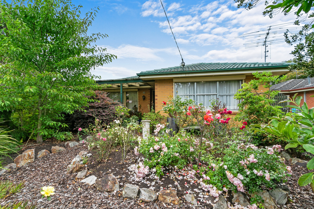 29 Wattle Crescent, Churchill VIC 3842, Churchill - Image 1