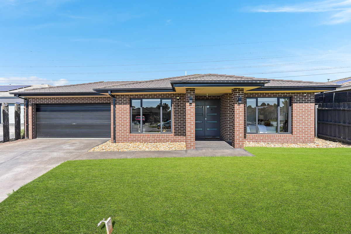 78 Scarborough Avenue, Cranbourne West VIC 3977, Cranbourne West - Thumbnail 2