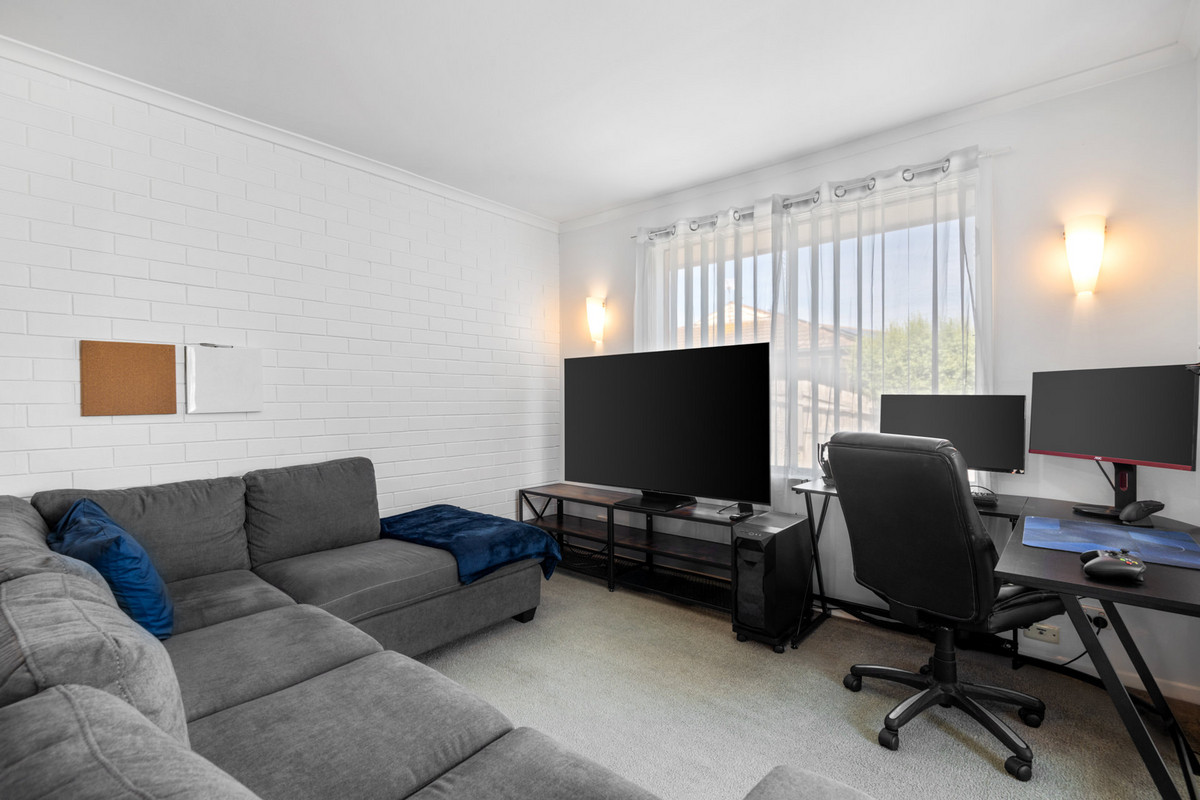1 / 2 Fassifern Court, Hamlyn Heights VIC 3215, Hamlyn Heights - Thumbnail 3