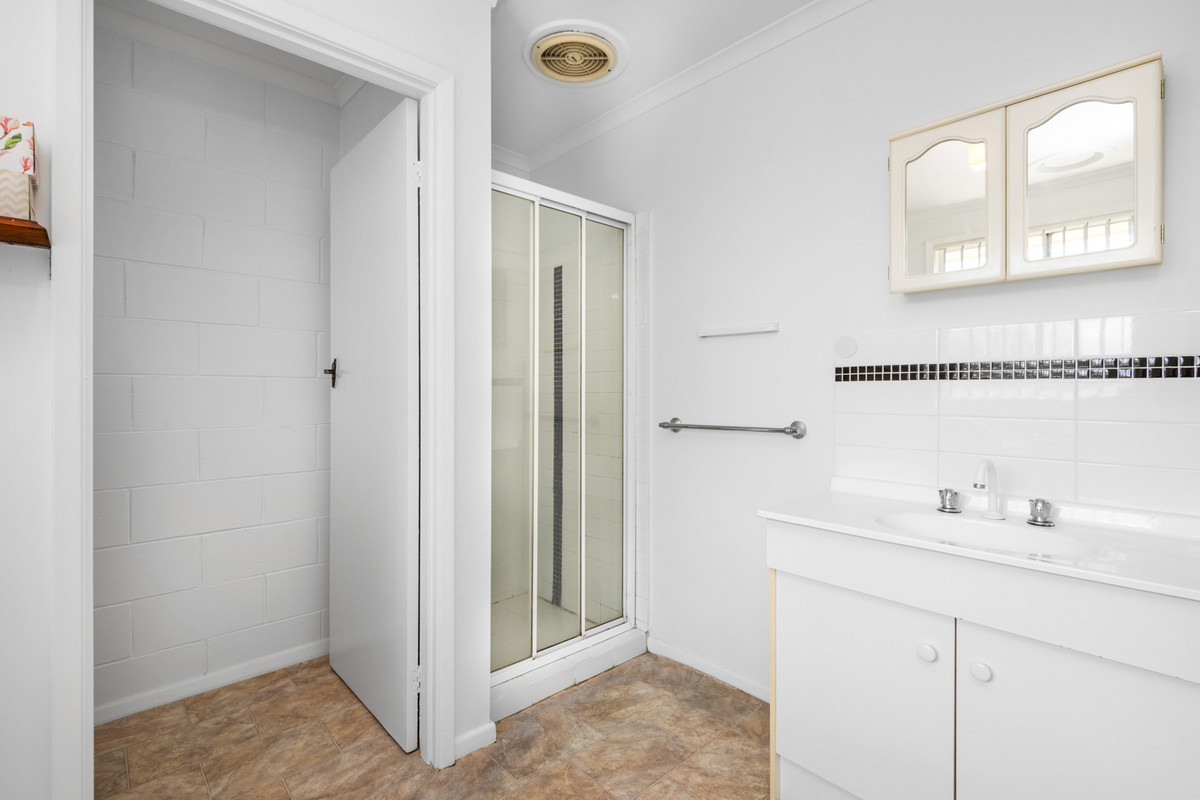 1 / 2 Fassifern Court, Hamlyn Heights VIC 3215, Hamlyn Heights - Thumbnail 5