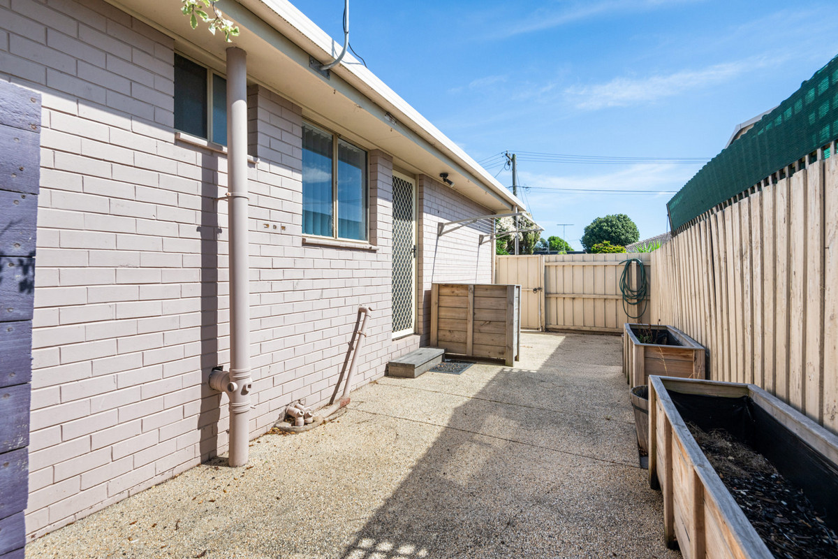 1 / 2 Fassifern Court, Hamlyn Heights VIC 3215, Hamlyn Heights - Thumbnail 6