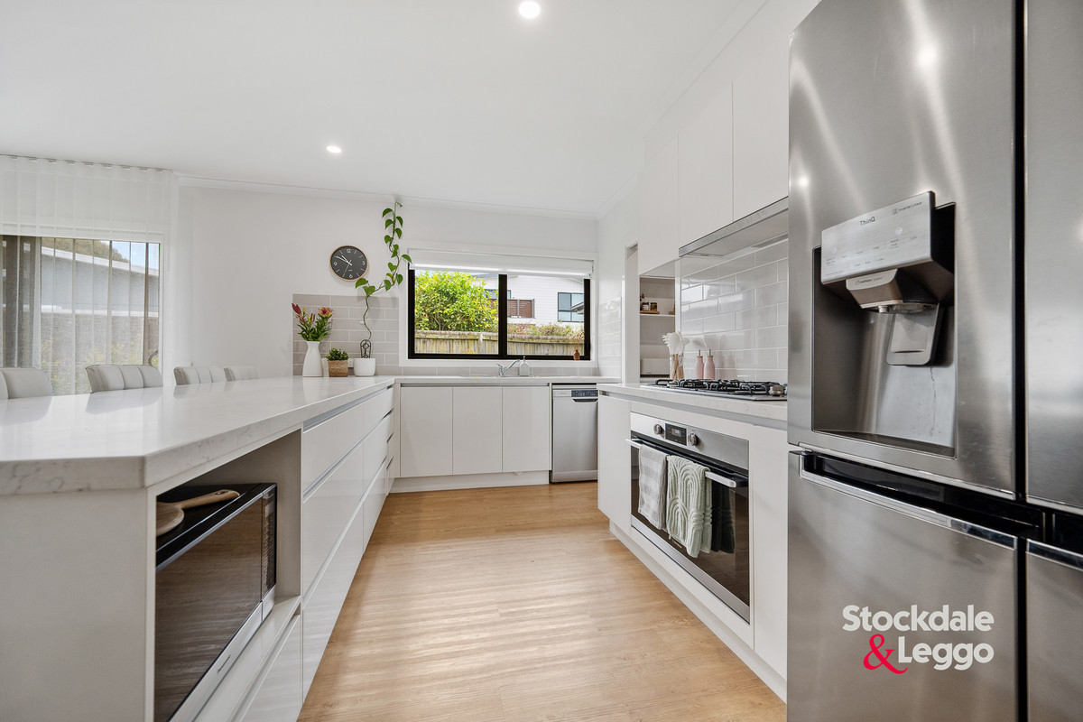 4 Artisan Way, Inverloch VIC 3996, Inverloch - Thumbnail 3