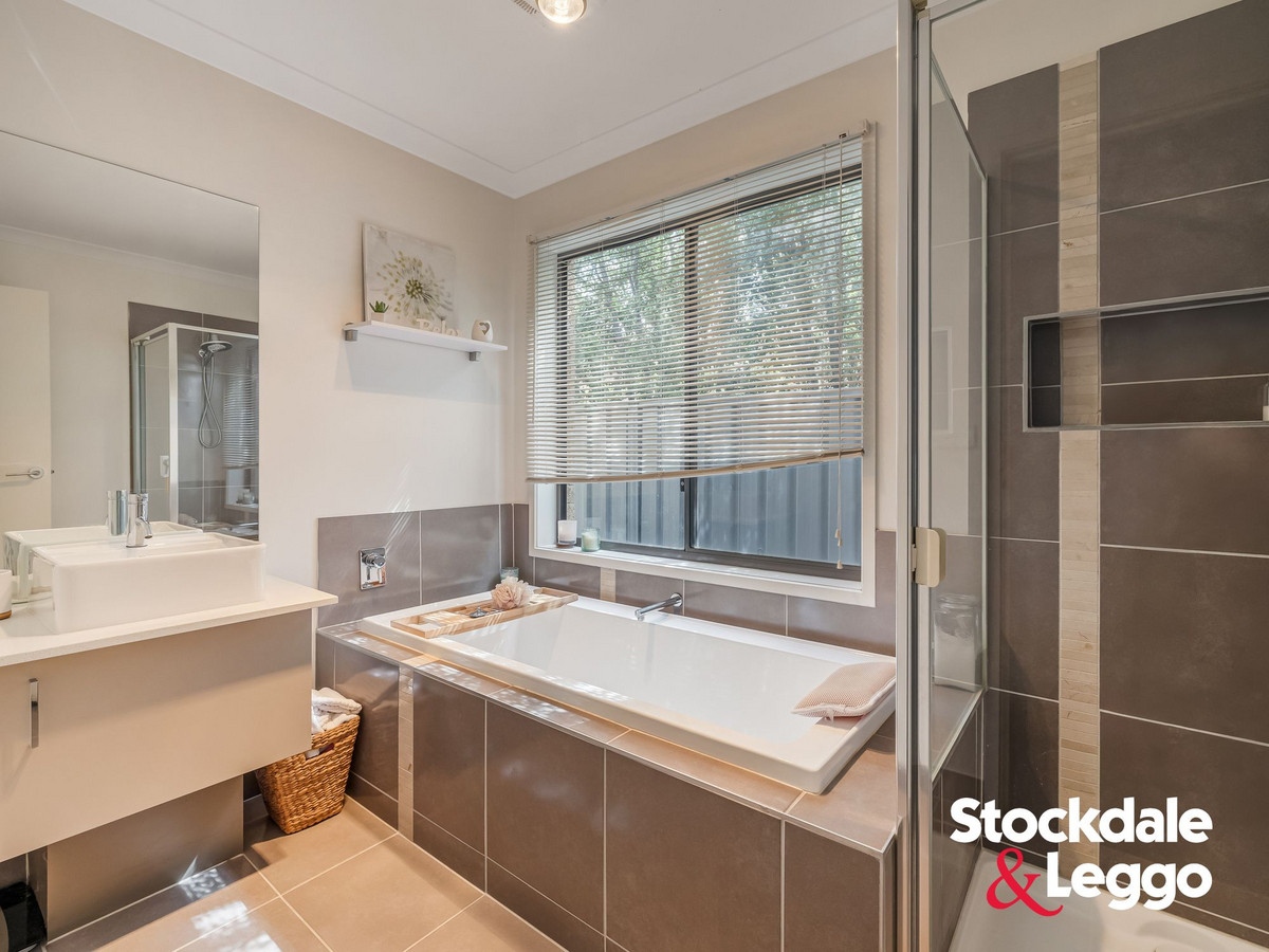 9 Moonglow Cresent, Maddingley VIC 3340, Maddingley - Thumbnail 3