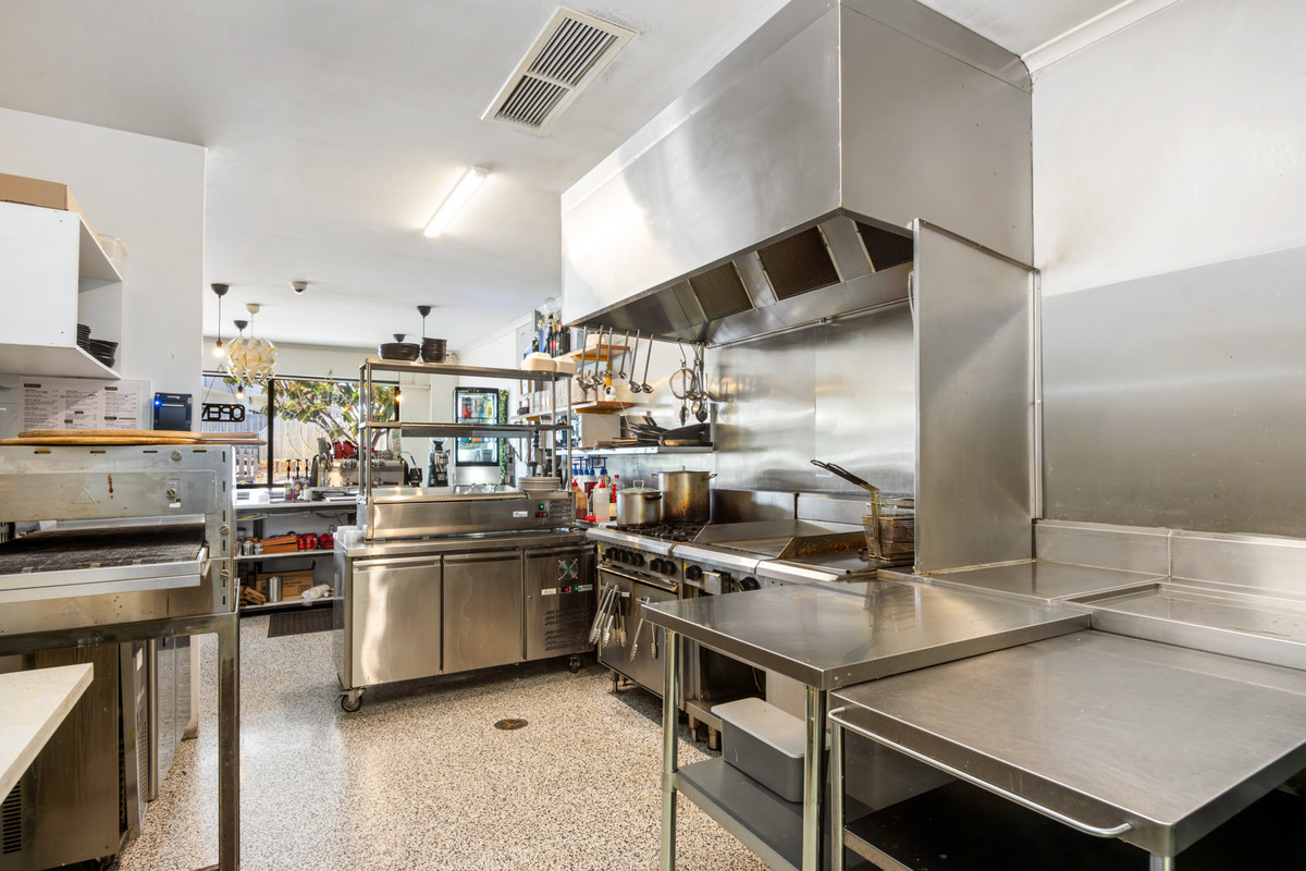 1 / 63 Vines Road, Hamlyn Heights VIC 3215, Hamlyn Heights - Thumbnail 2