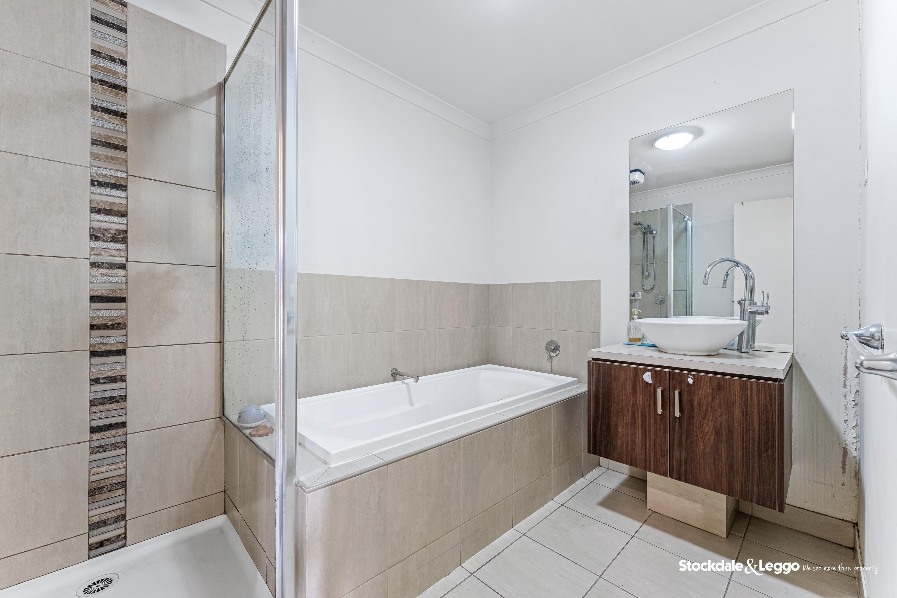 17 Derbyshire Lane, Dandenong VIC, Dandenong - Thumbnail 8