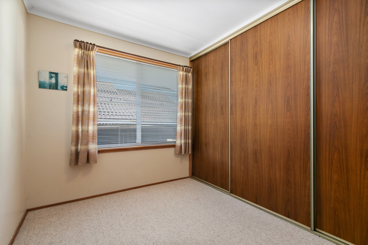 13 McInnes Crescent, Churchill VIC 3842, Churchill - Thumbnail 3