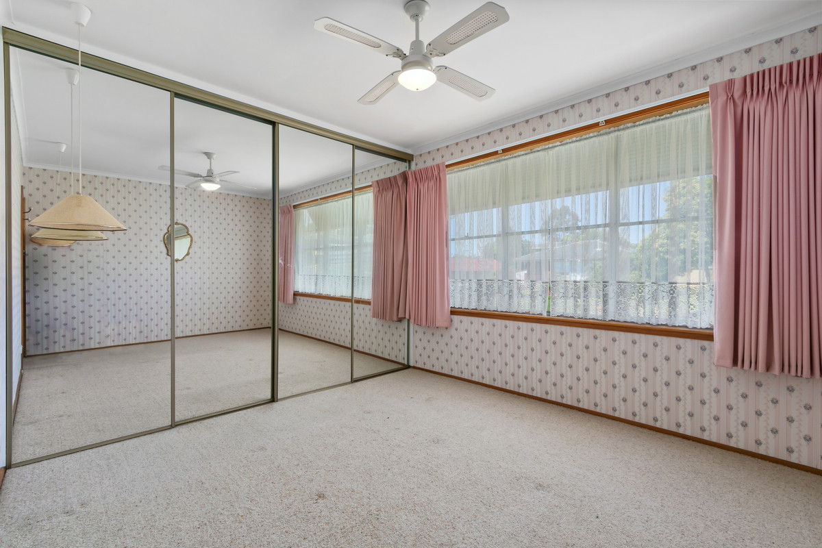 13 McInnes Crescent, Churchill VIC 3842, Churchill - Thumbnail 4
