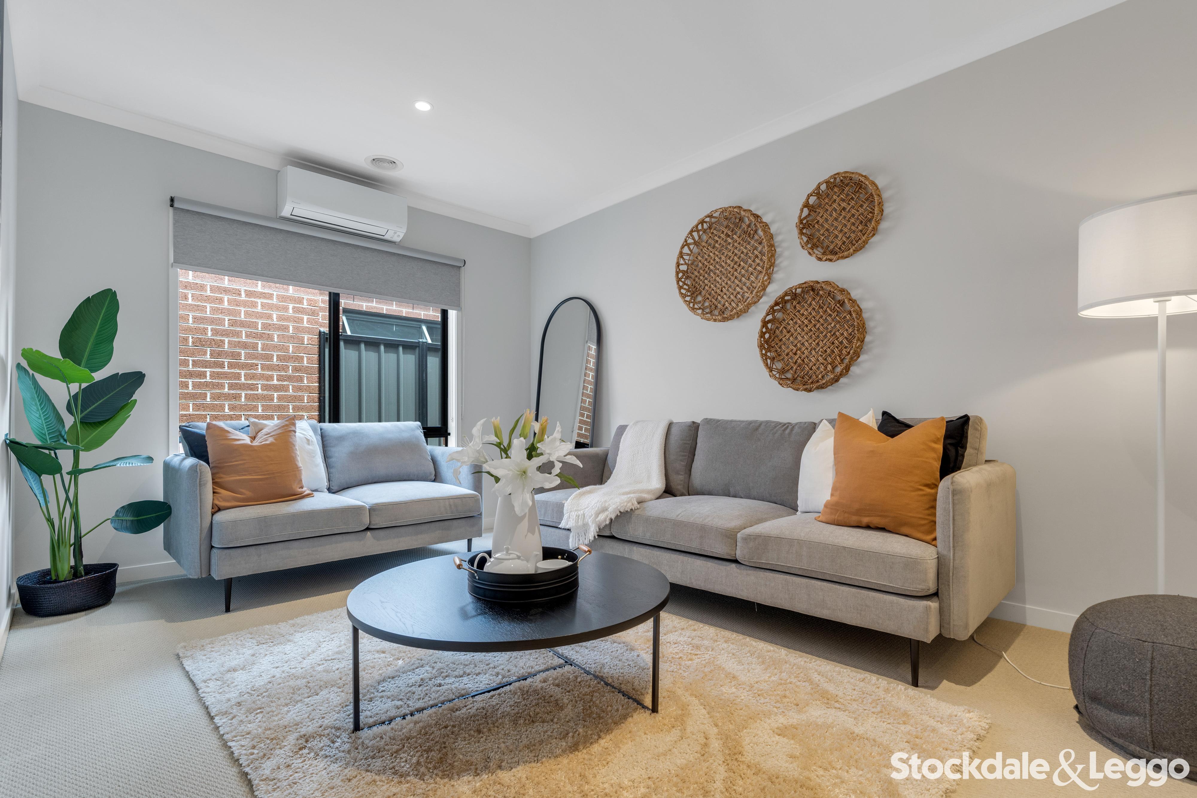 22 Pioneer Street, Craigieburn VIC, Craigieburn - Thumbnail 3