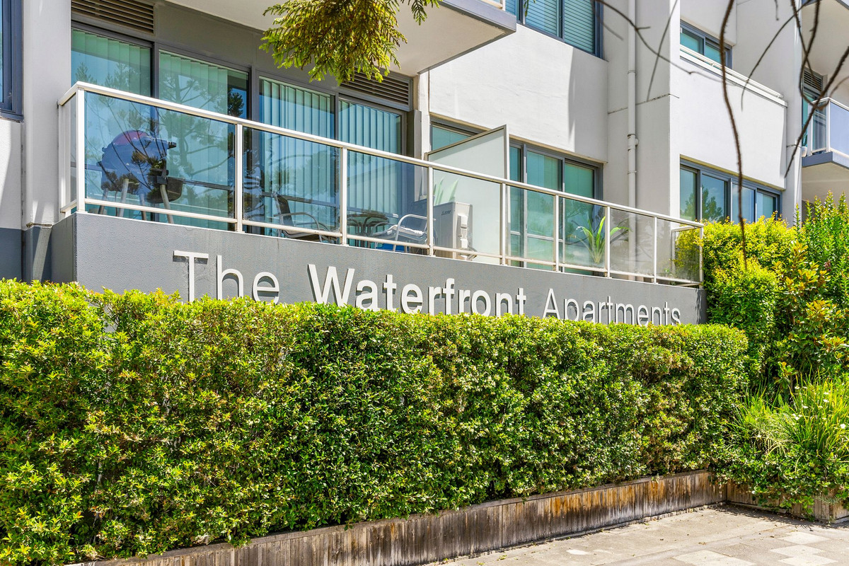 4508 / 4 Yarra Street, Geelong VIC 3220, Geelong - Thumbnail 2