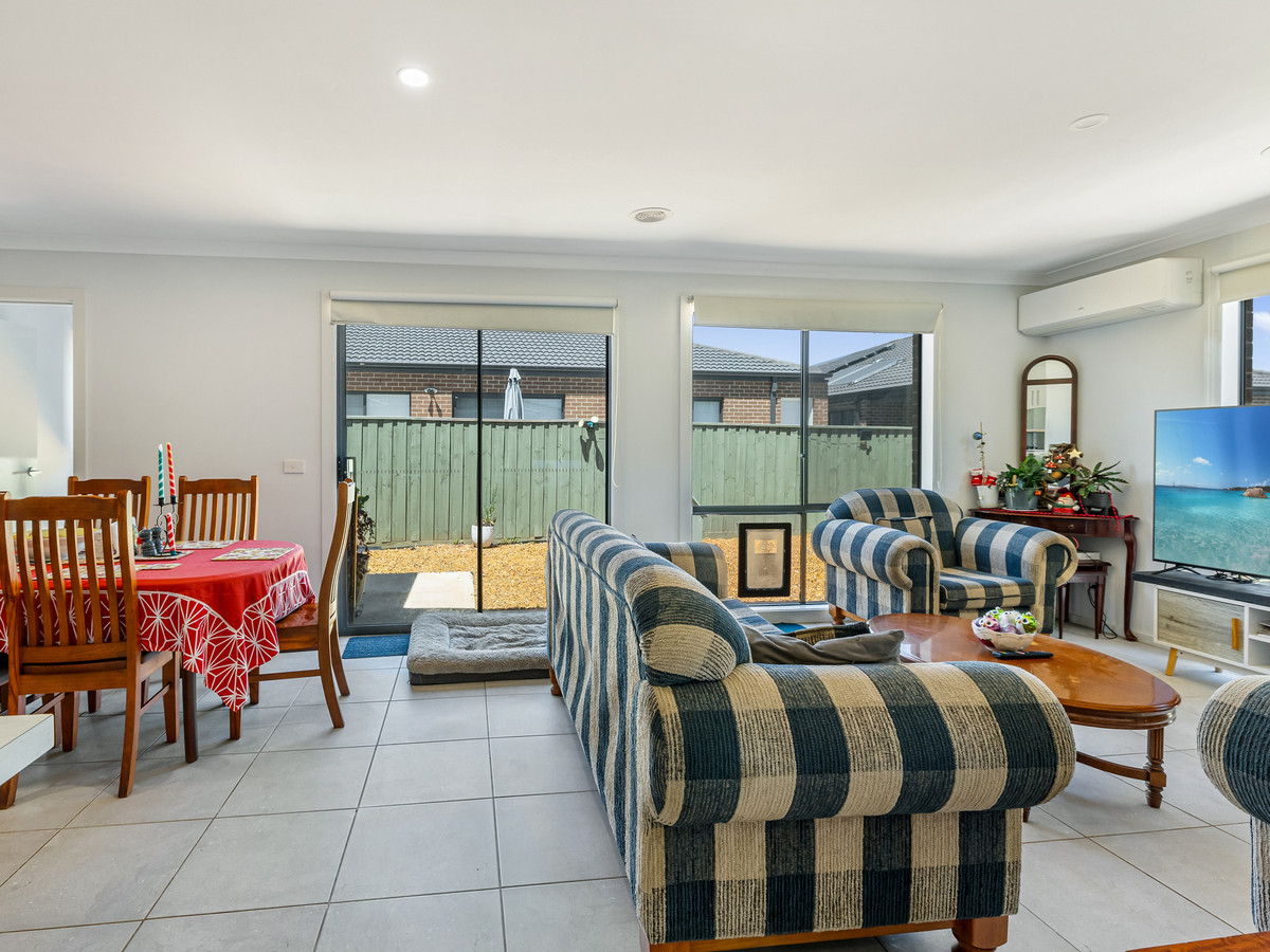 19 Holman Crescent, Bacchus Marsh VIC 3340, Bacchus Marsh - Thumbnail 7