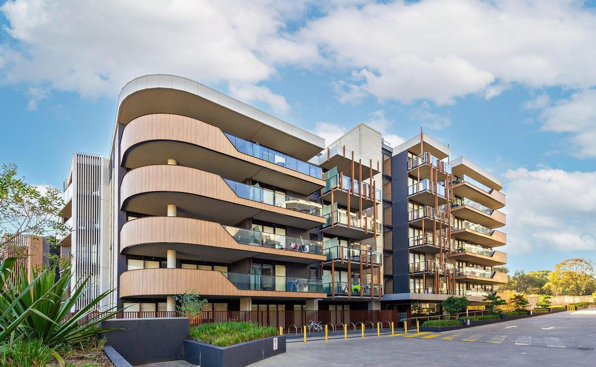 G02C / 3 Snake Gully Drive, Bundoora VIC 3083