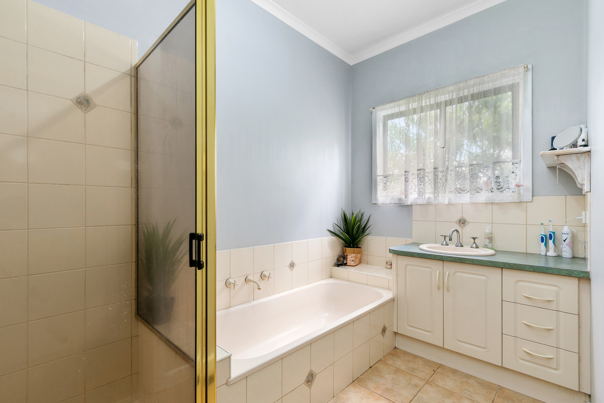 33 Avondale Road, MORWELL VIC 3840, Morwell - Thumbnail 6
