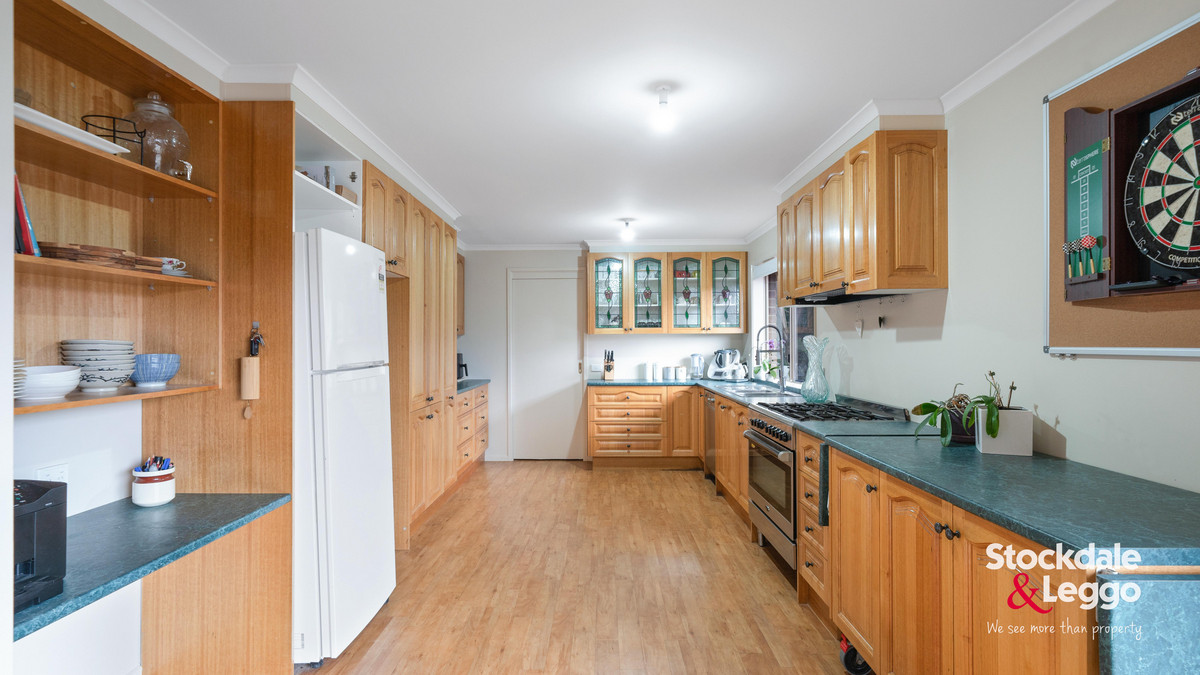 9 Bourke Street, Mirboo North VIC 3871, Mirboo North - Thumbnail 5