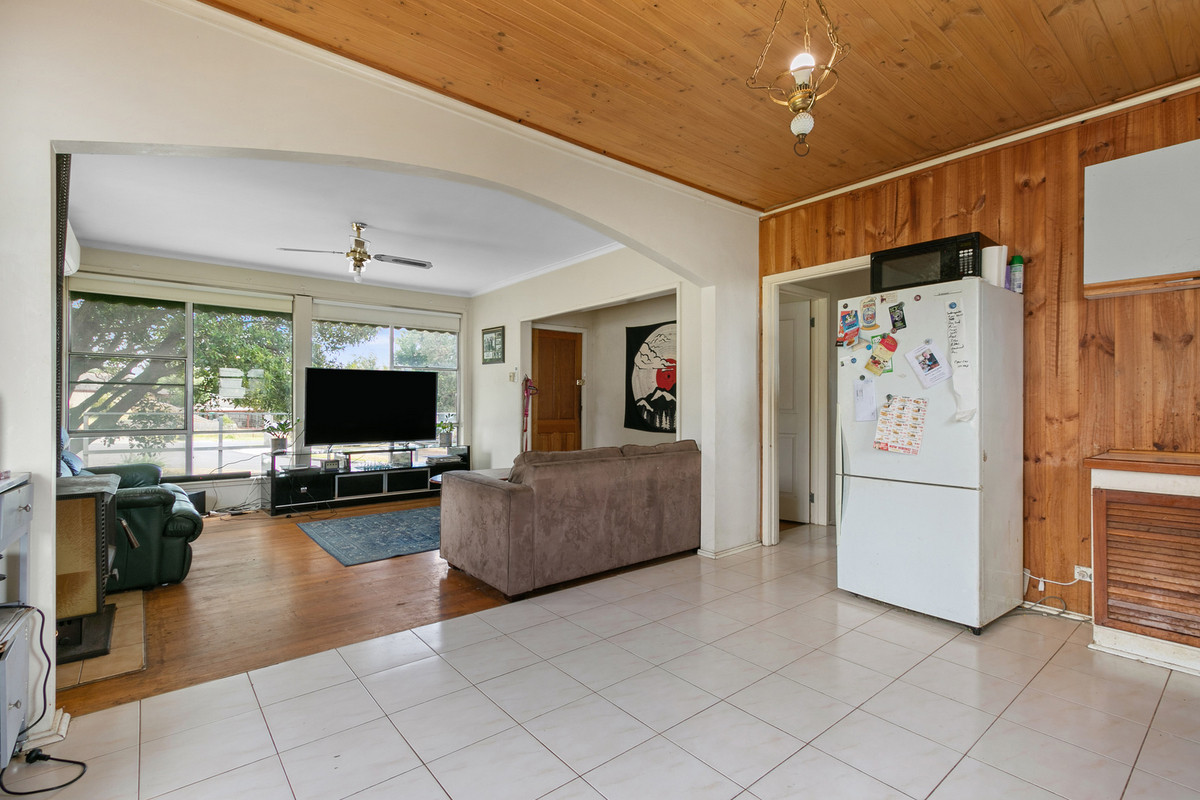 1 McEntee Court, TRARALGON VIC 3844, Traralgon - Thumbnail 5