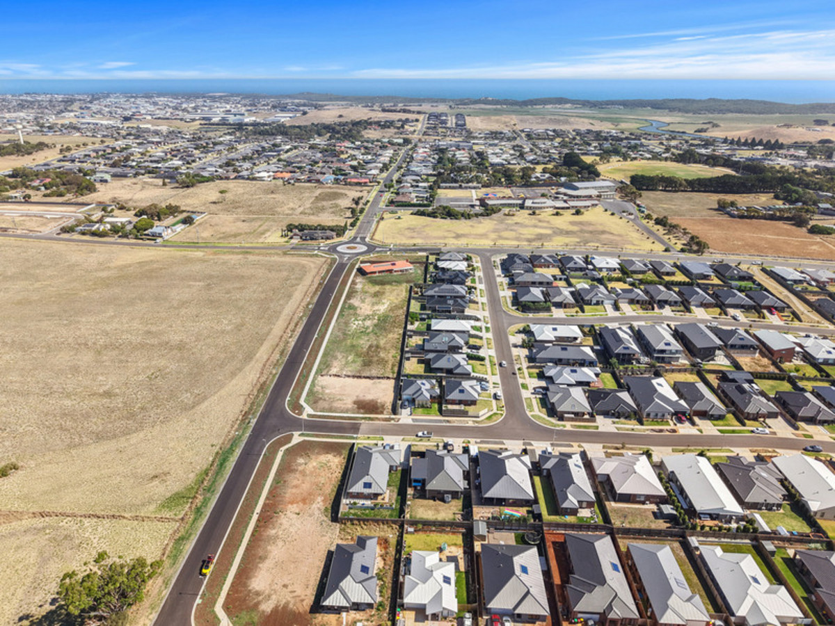311 Russell Street, Dennington VIC 3280, Dennington - Thumbnail 5