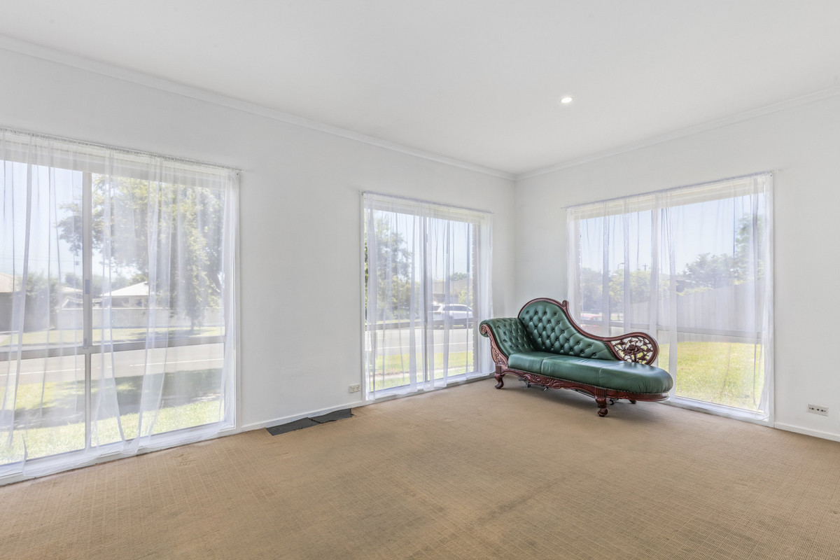 8 Viewbay Drive, Leopold VIC 3224, Leopold - Thumbnail 5