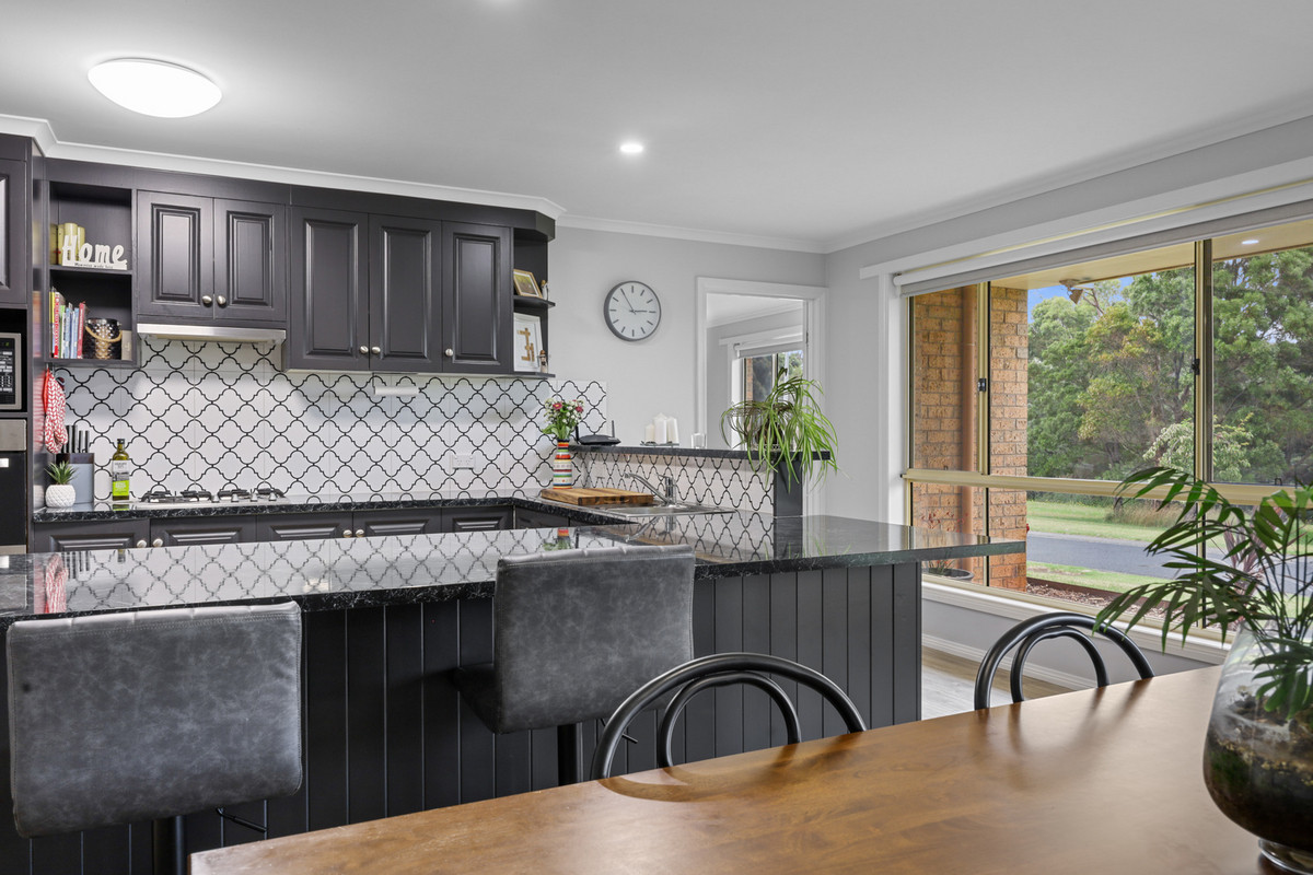 4 Boyle Close, WARRNAMBOOL VIC 3280, Warrnambool - Thumbnail 2