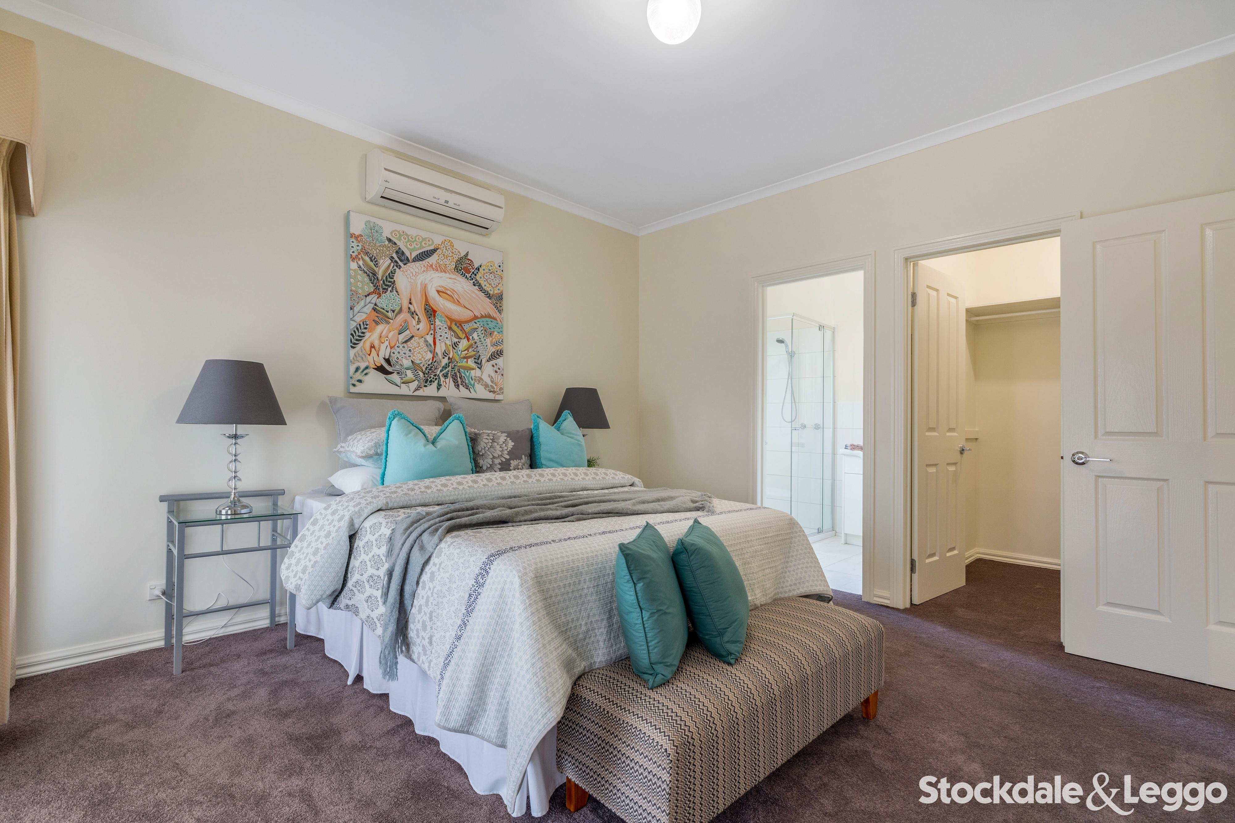 21 Statesman Avenue, Roxburgh Park VIC, Roxburgh Park - Thumbnail 5