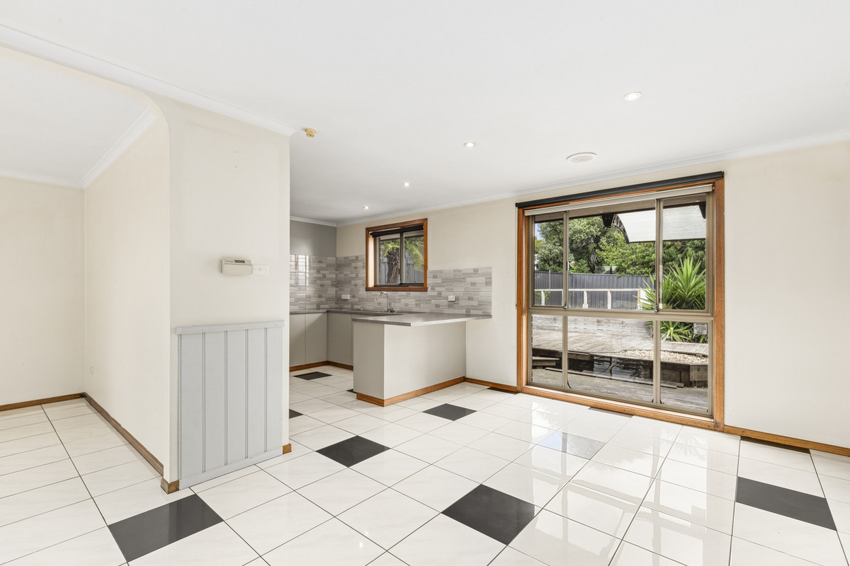 24 Leawarra Way, Clifton Springs VIC 3222, Clifton Springs - Thumbnail 3
