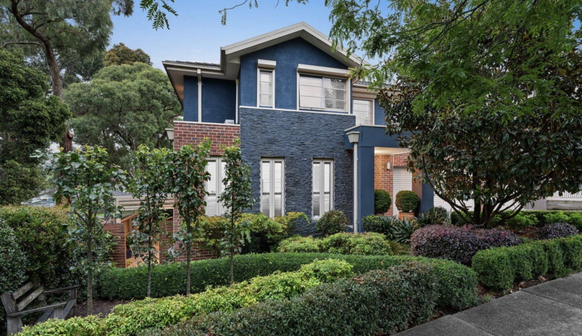 2 Graneel Grove, Berwick VIC 3806, Berwick - Thumbnail 2