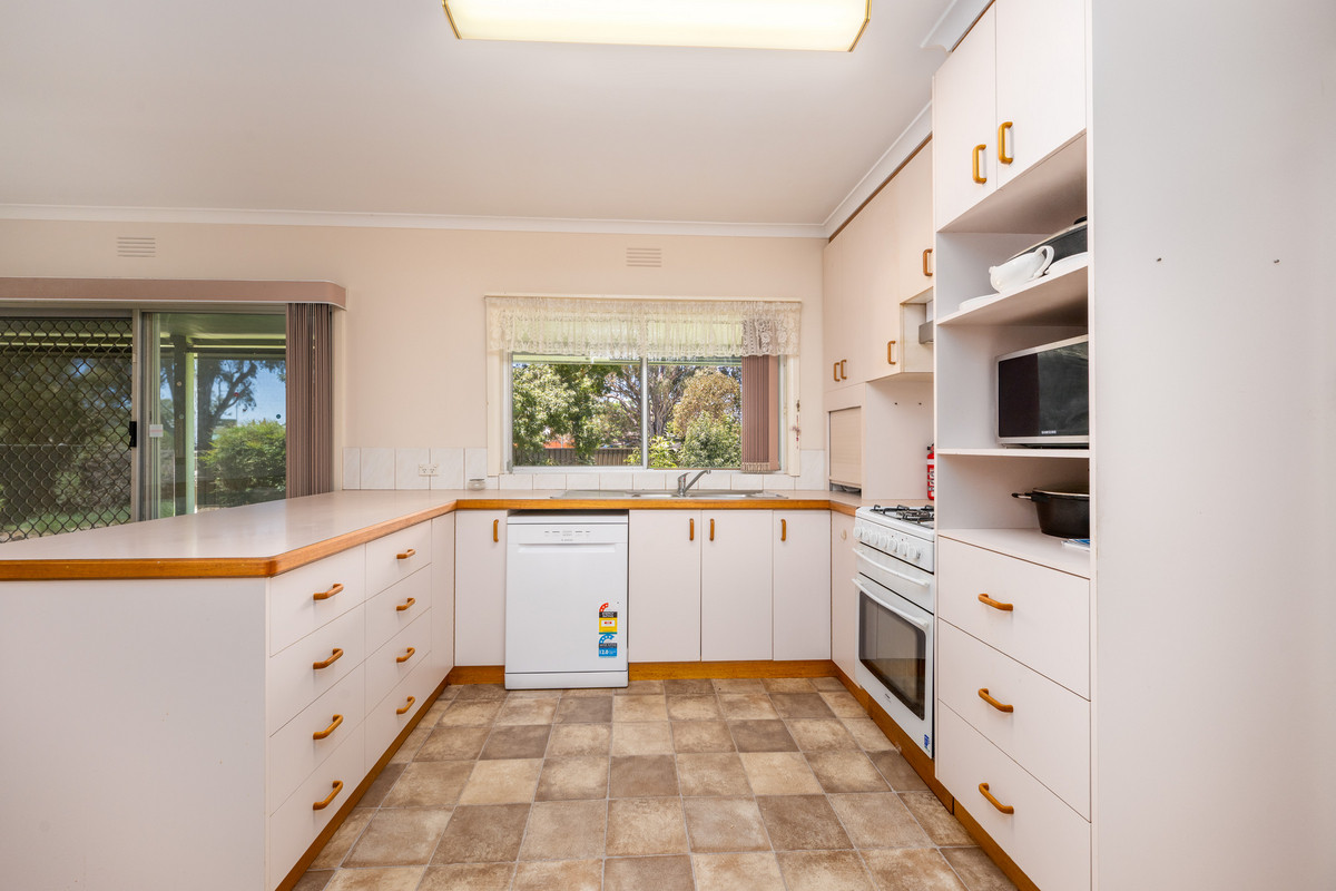 9 Daisy Street, Mooroopna VIC 3629, Mooroopna - Thumbnail 2