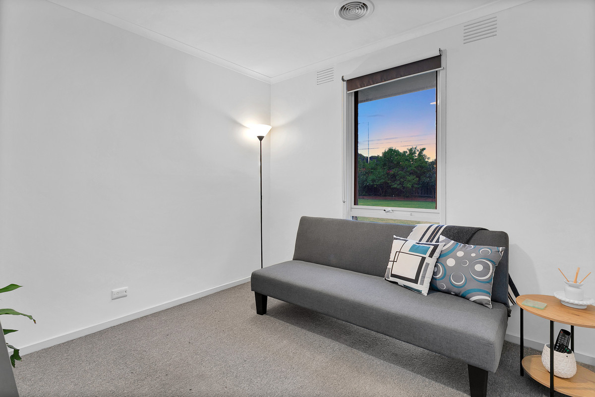 118 Circle Drive South, Cranbourne VIC 3977, Cranbourne - Thumbnail 7