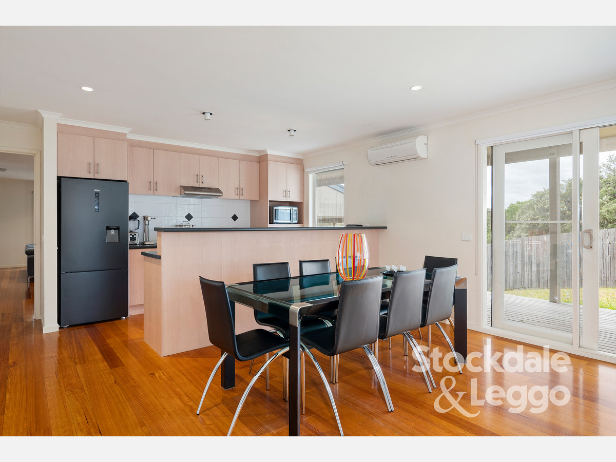 6 Byahamee Street, Rye VIC 3941, Rye - Thumbnail 3