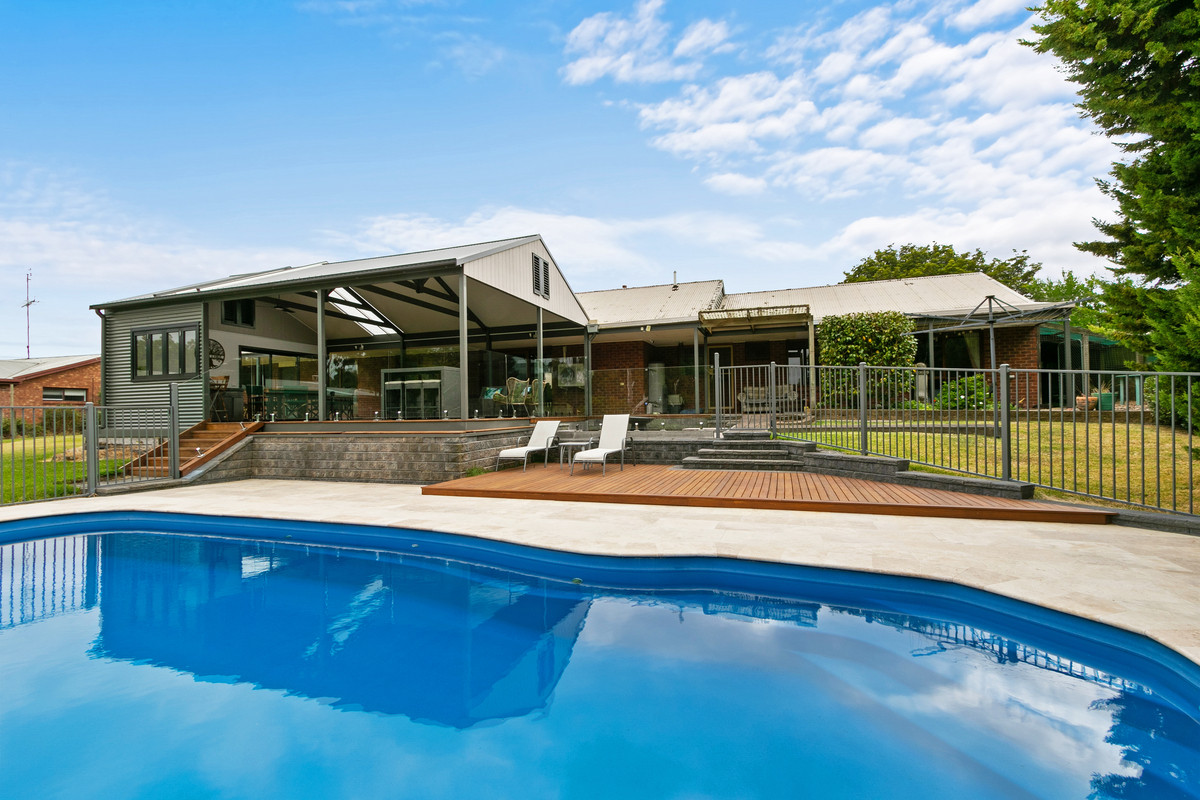 16 Matta Drive, Churchill VIC 3842