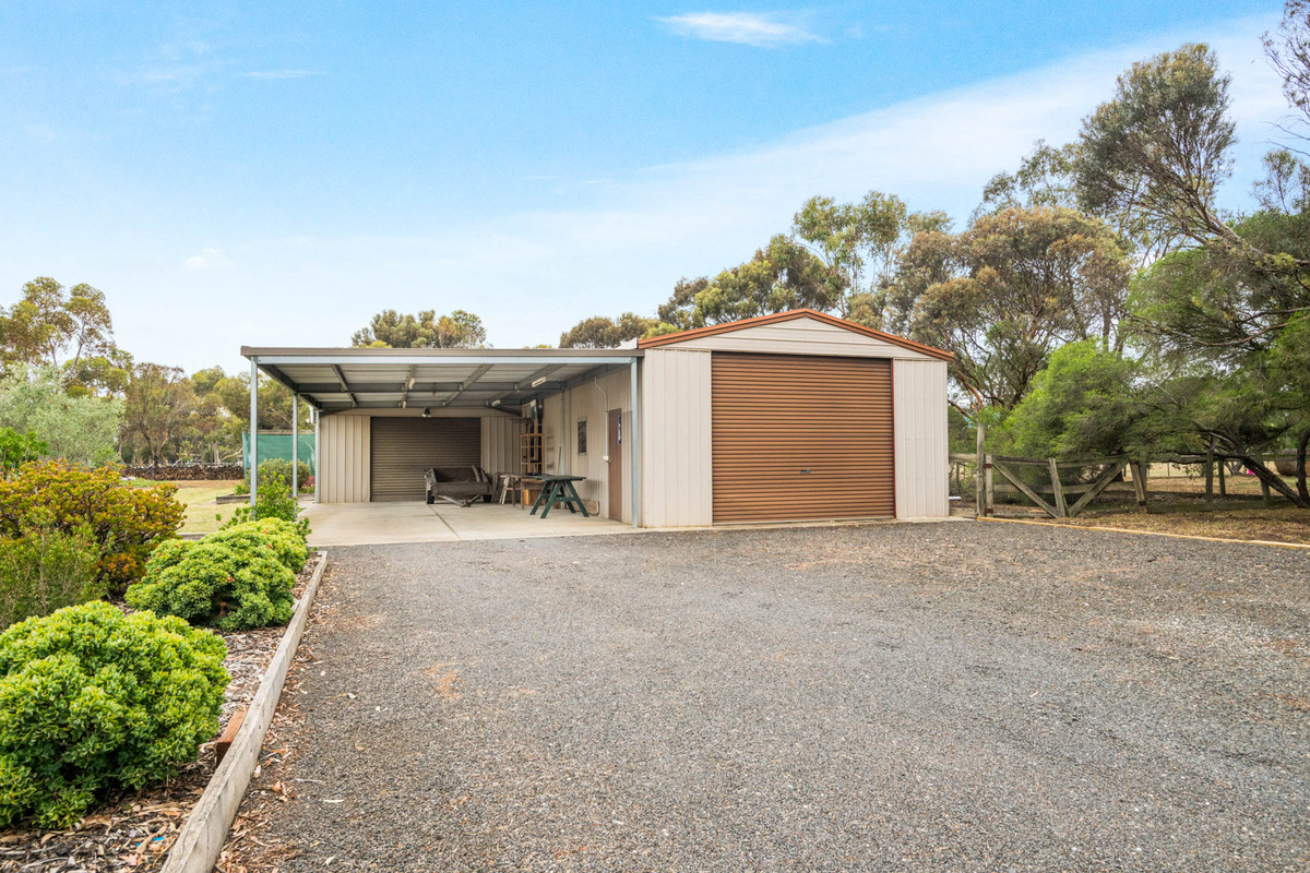 19 Warrak Drive, Bannockburn VIC 3331, Bannockburn - Thumbnail 5