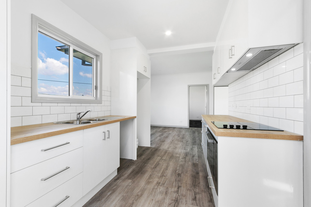 8 Polden Crescent, Morwell VIC 3840, Morwell - Thumbnail 4