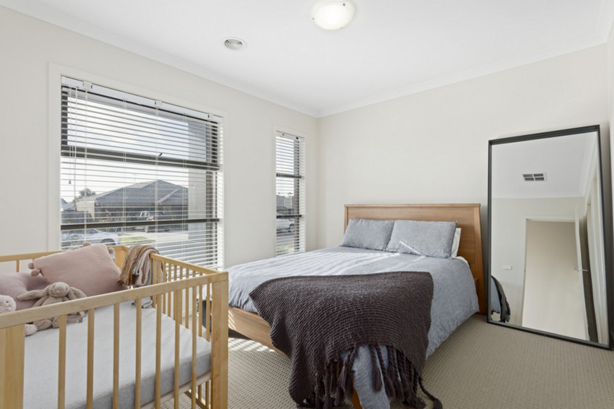 15 Hinterland Drive, CURLEWIS VIC 3222, Curlewis - Thumbnail 2