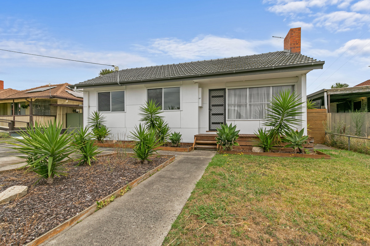 27 Junier Street, Morwell VIC 3840, Morwell - Thumbnail 2