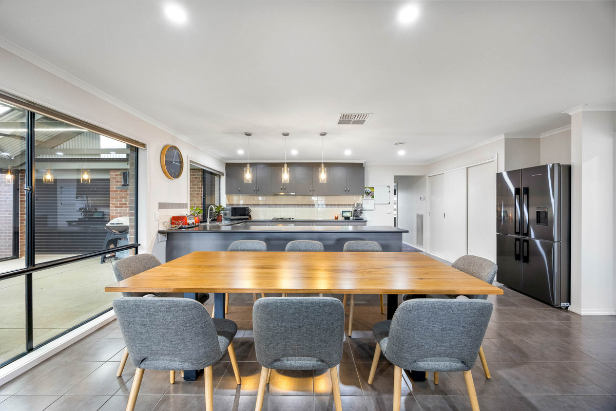 25 Creswick Street, Miners Rest VIC 3352, Miners Rest - Thumbnail 5
