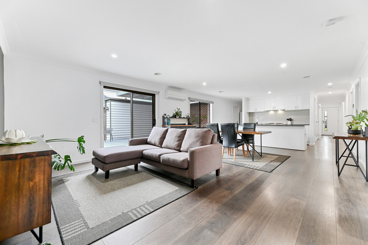 25 Shelton Park Drive, Koo Wee Rup VIC 3981, Koo Wee Rup - Thumbnail 3